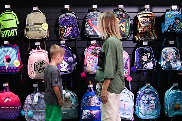 Выплаты родителям школьников к 1 Сентября: кому и сколько полагается в 55 регионах России